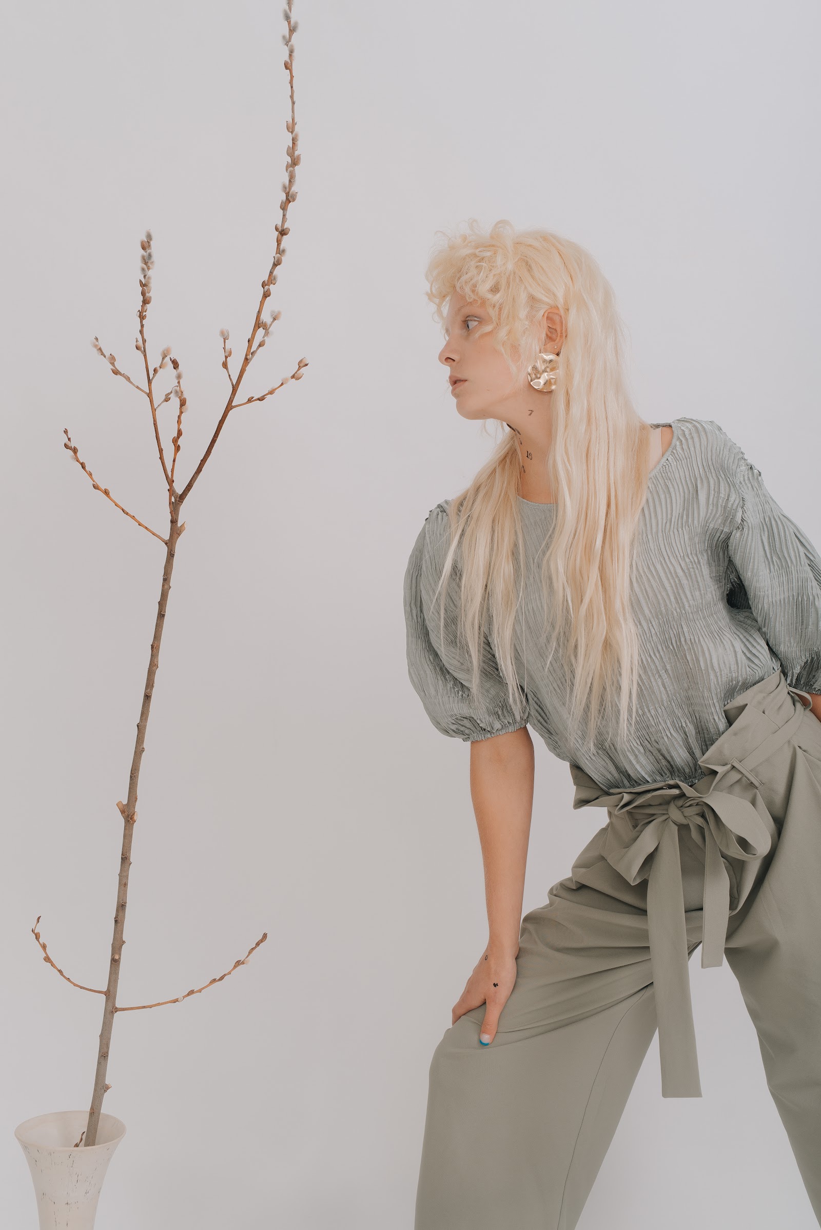CONNECT THE DOTS — Look 11