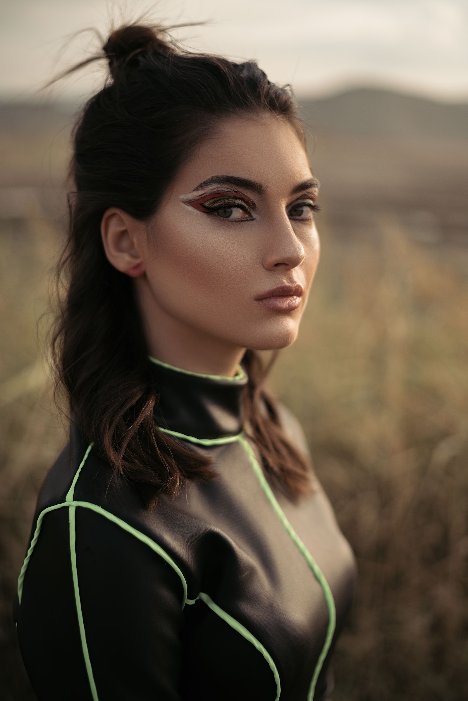 DESERT DREAMING — Look 5