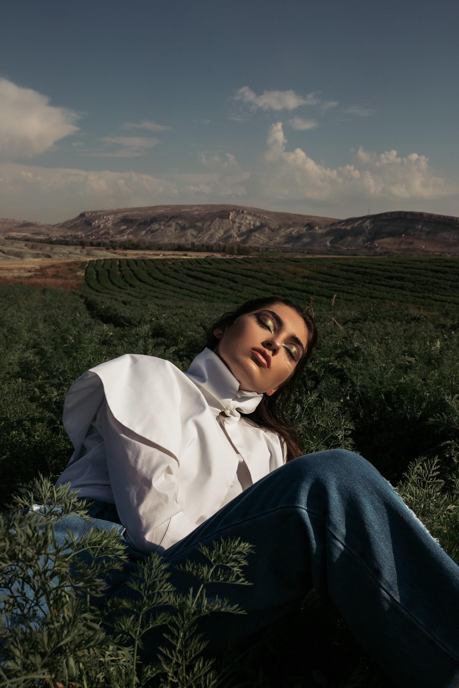DESERT DREAMING — Look 7
