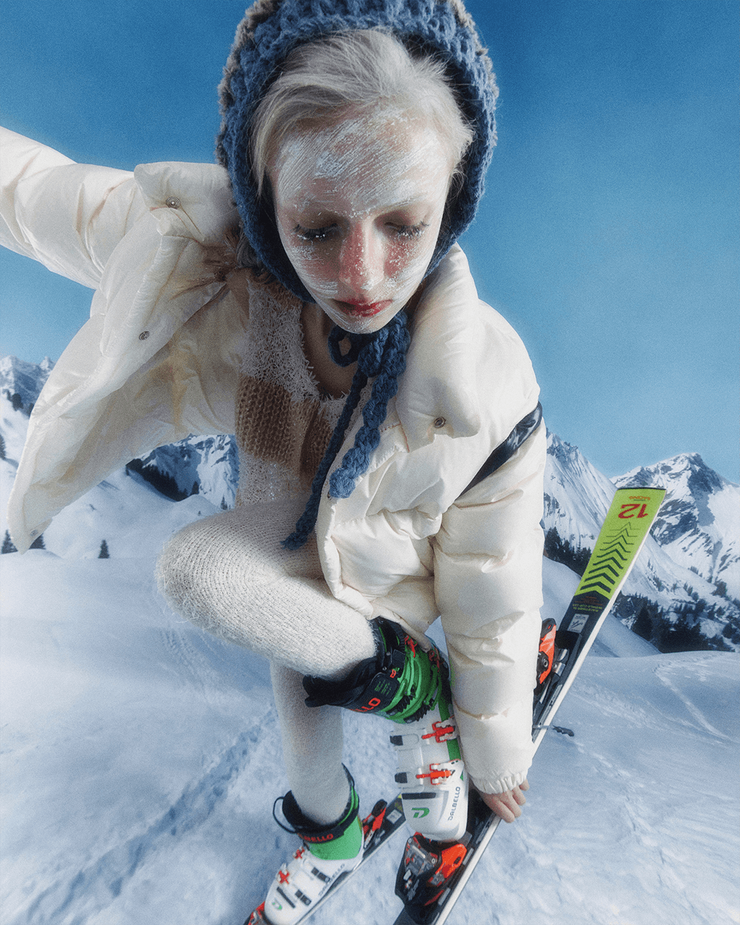 WHITE FAILURE — Look 7