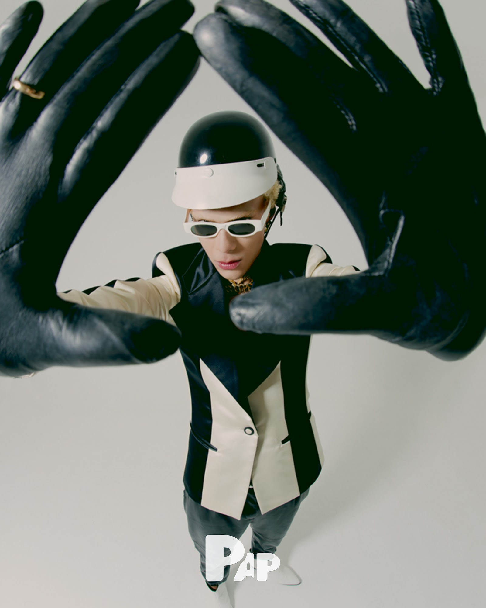 ANDROGINOS — Look 2