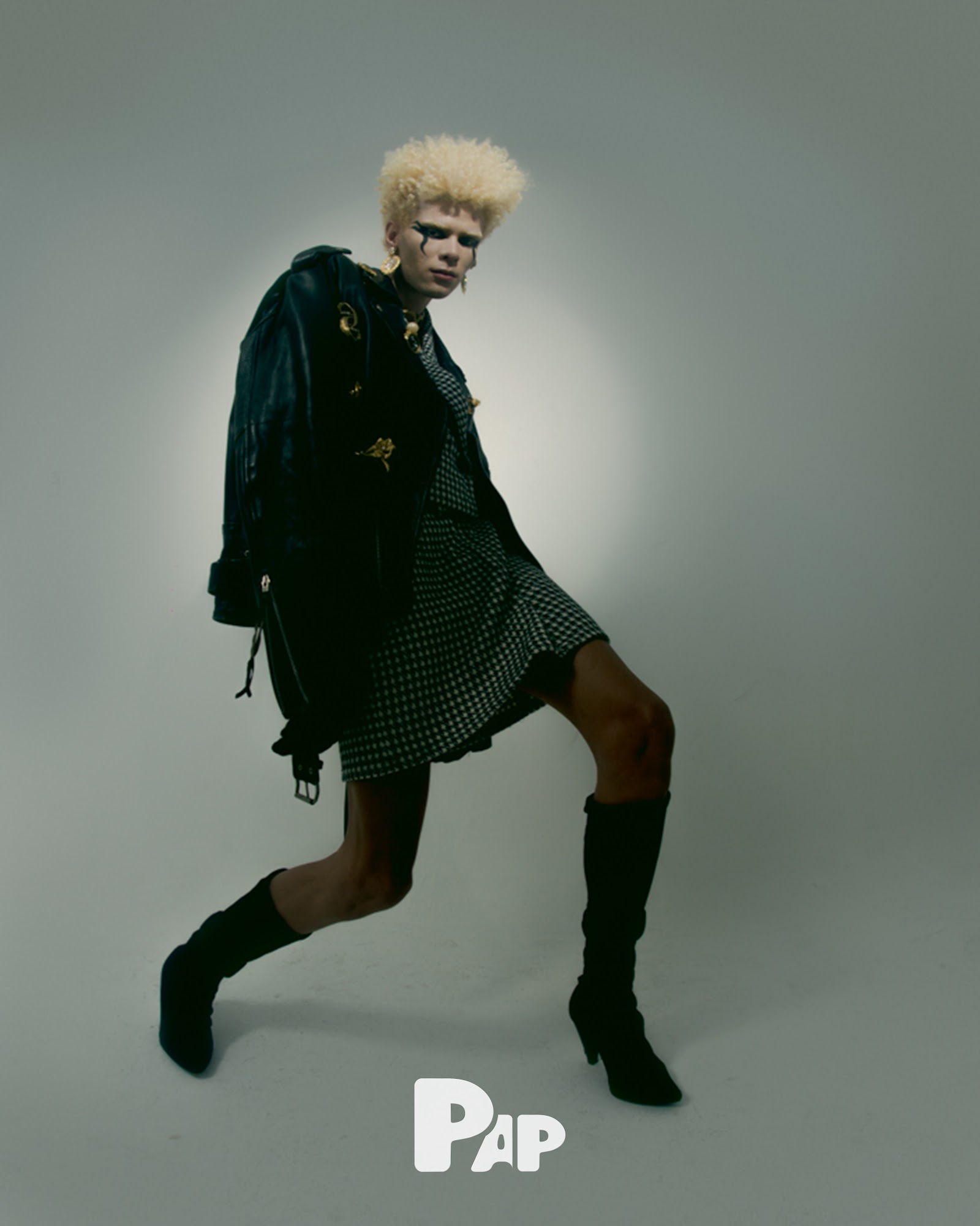 ANDROGINOS — Look 12