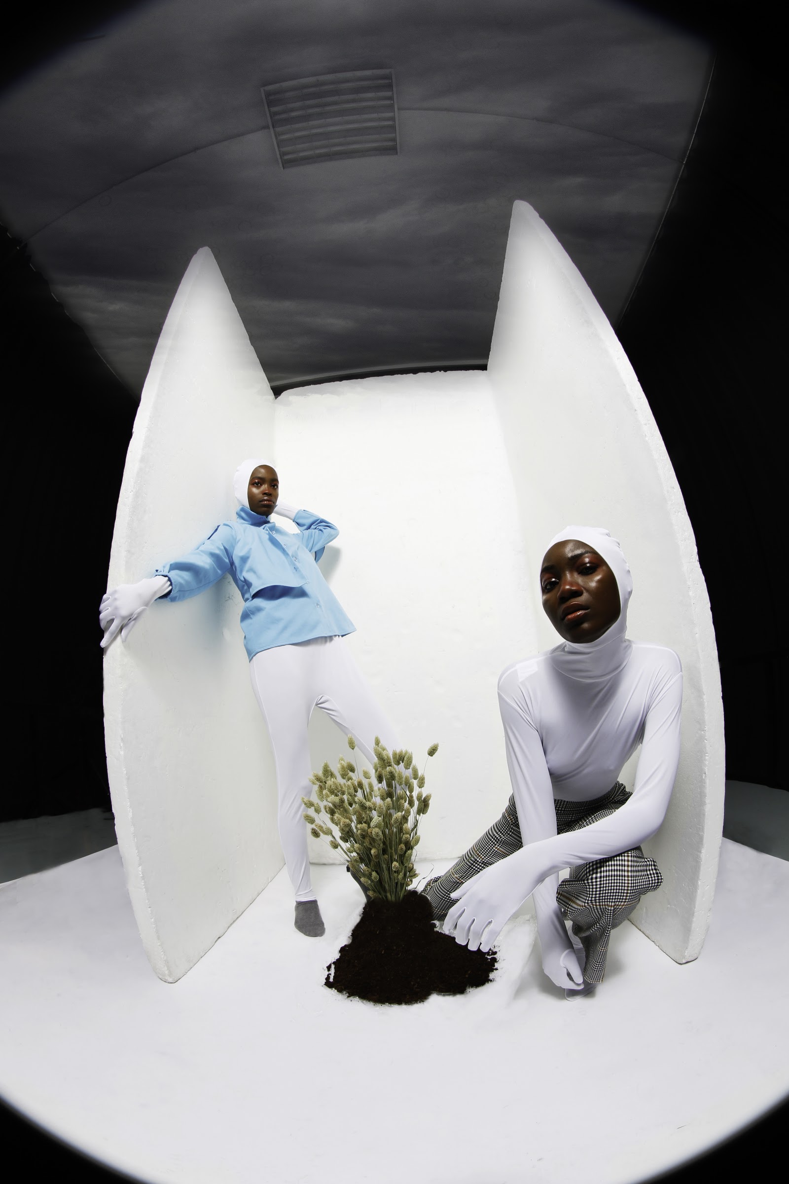 CHANGING LIKE THE WEATHER — Look 3
