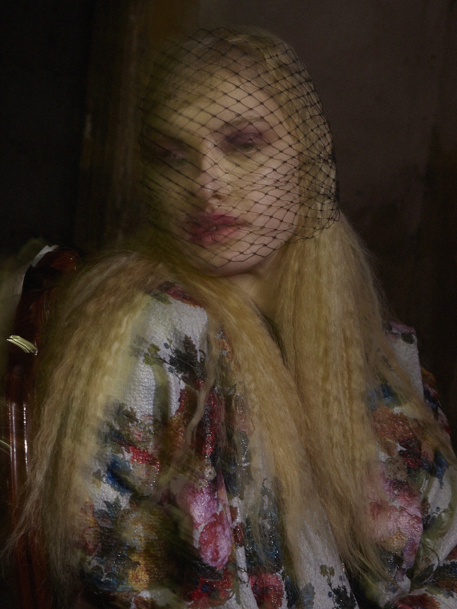 CHAOTIC DREAMS — Look 5
