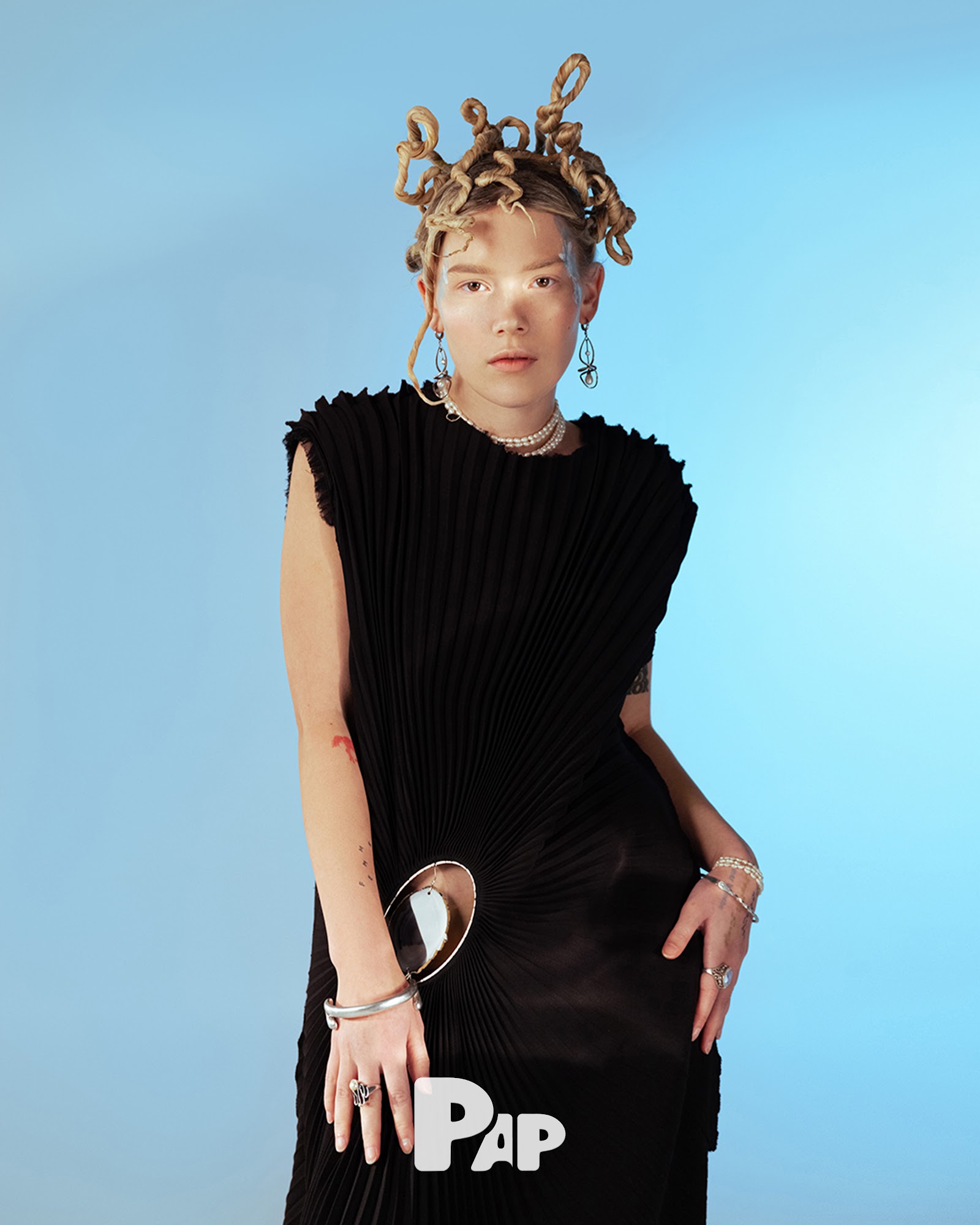 NORTH WIND — Look 6