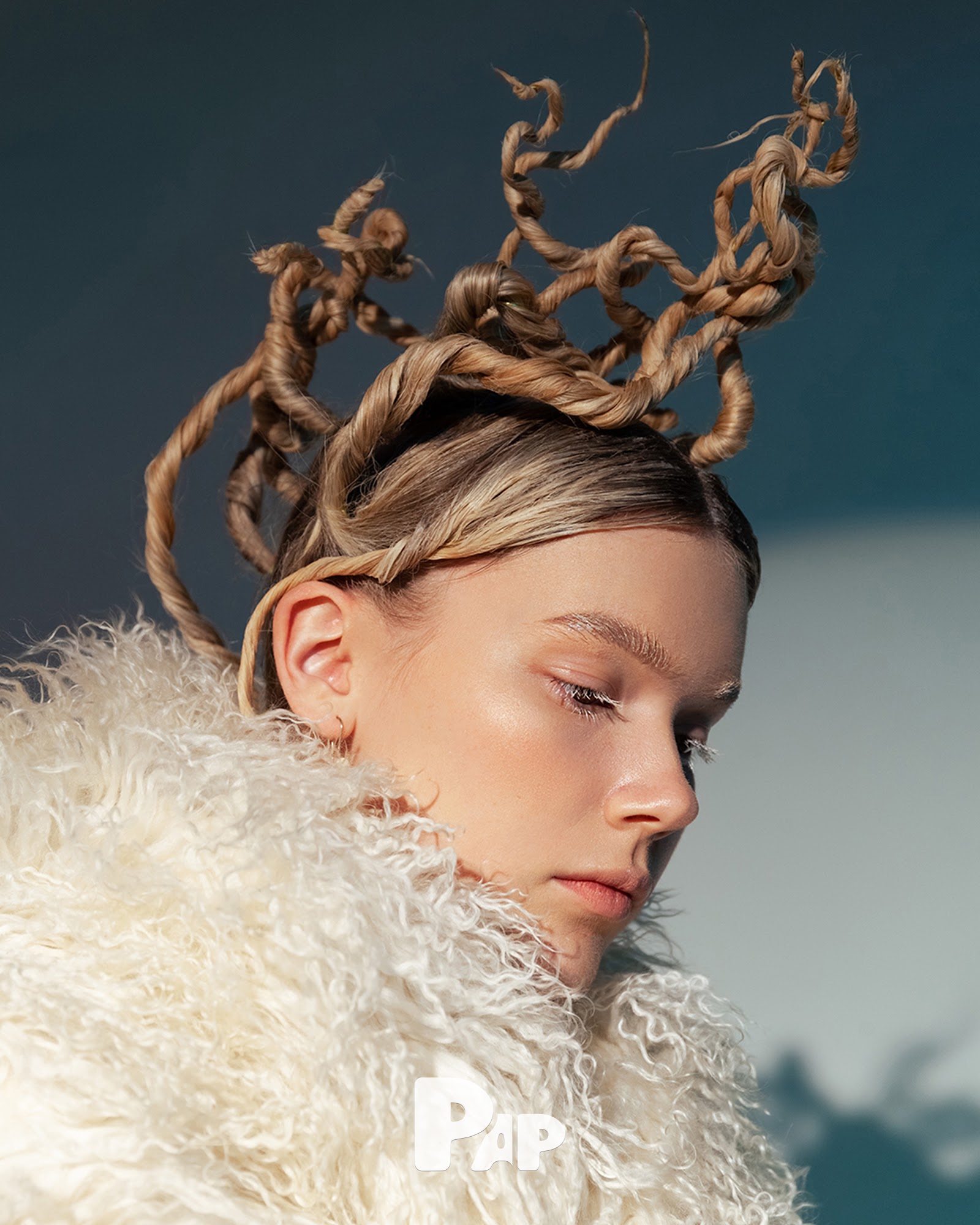 NORTH WIND — Look 12