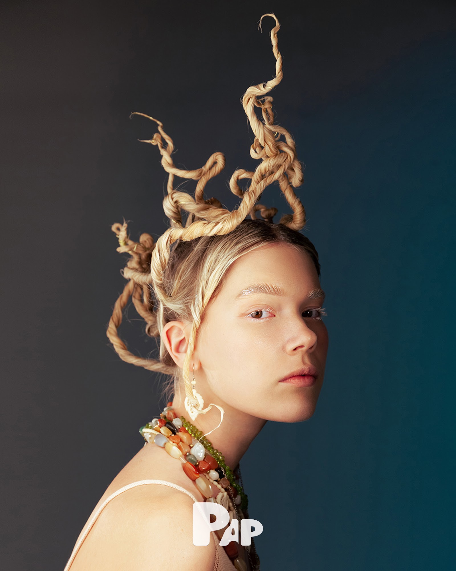 NORTH WIND — Look 14