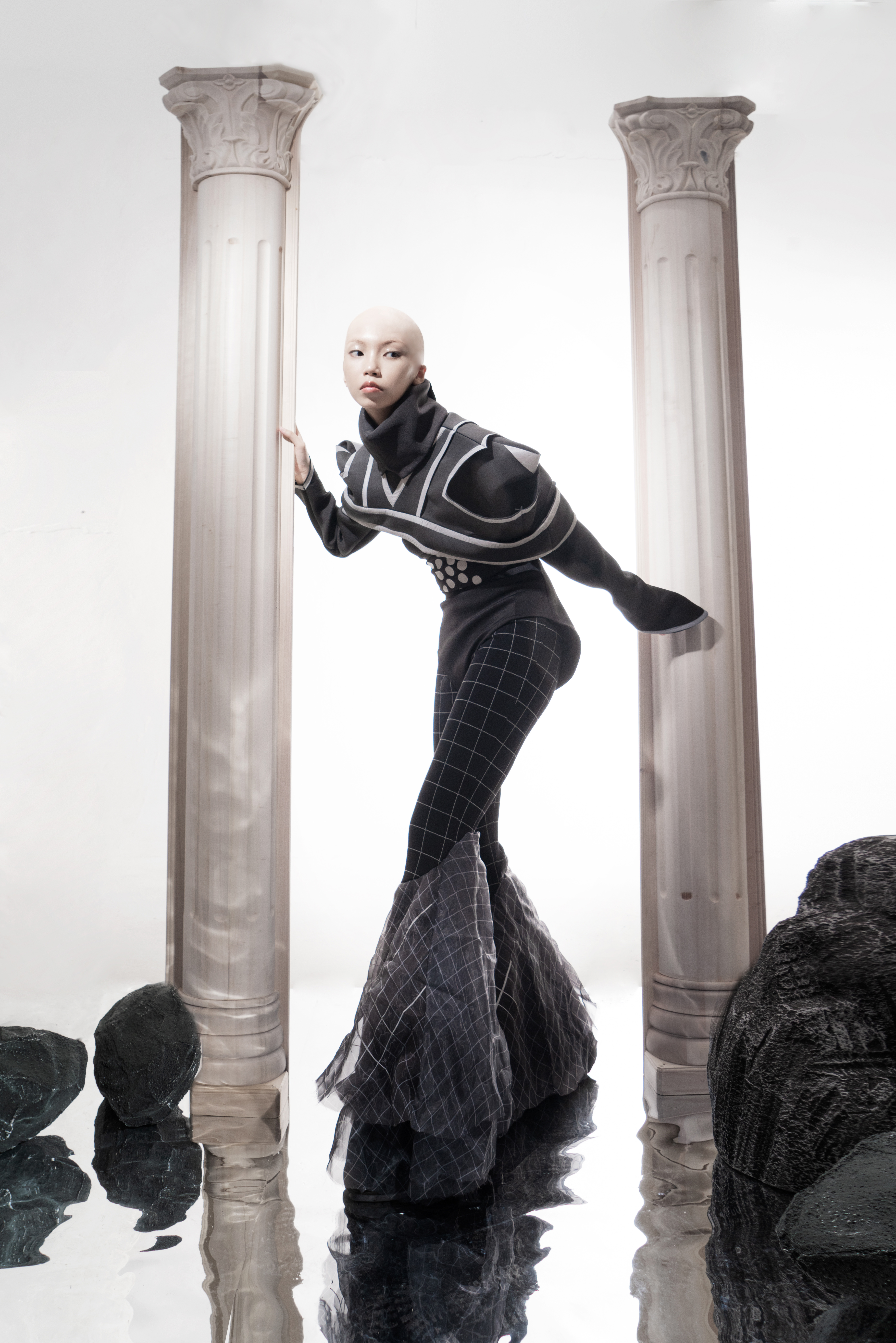 PROTOGONUS — Look 7