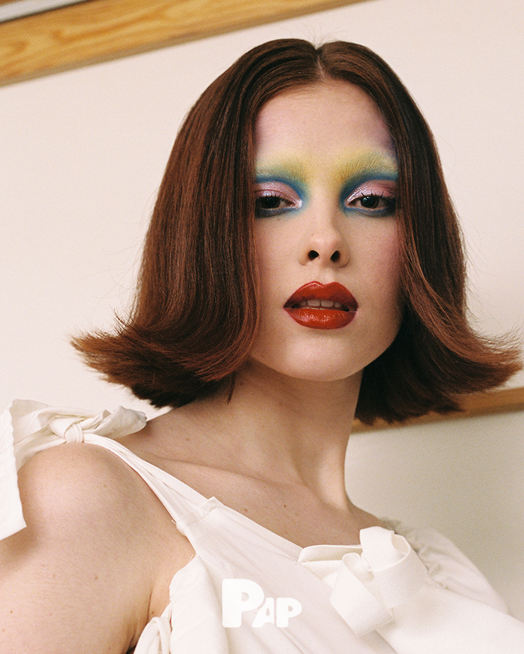 HOME SERIES — Look 11