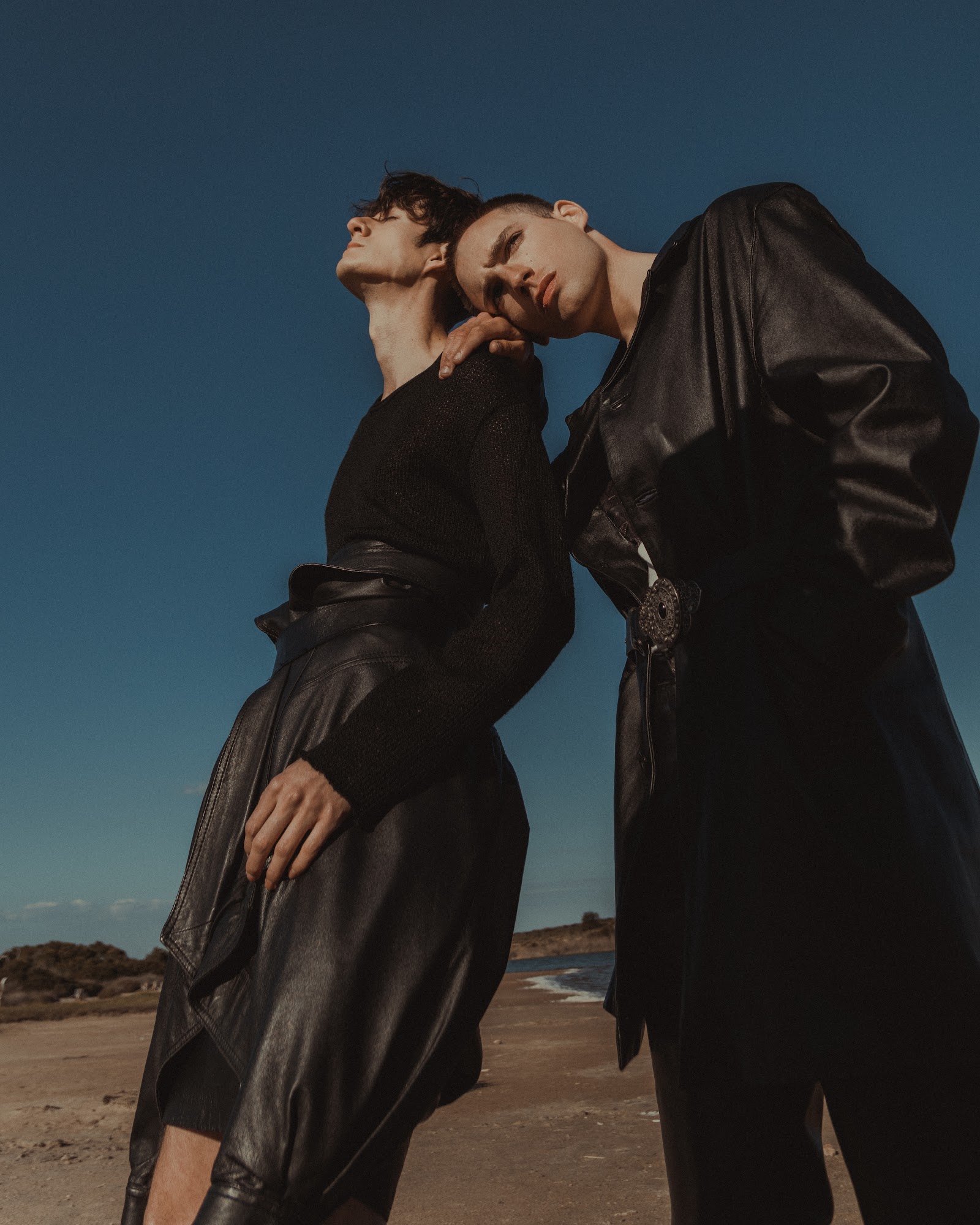 THE YOUNG PAST — Look 7