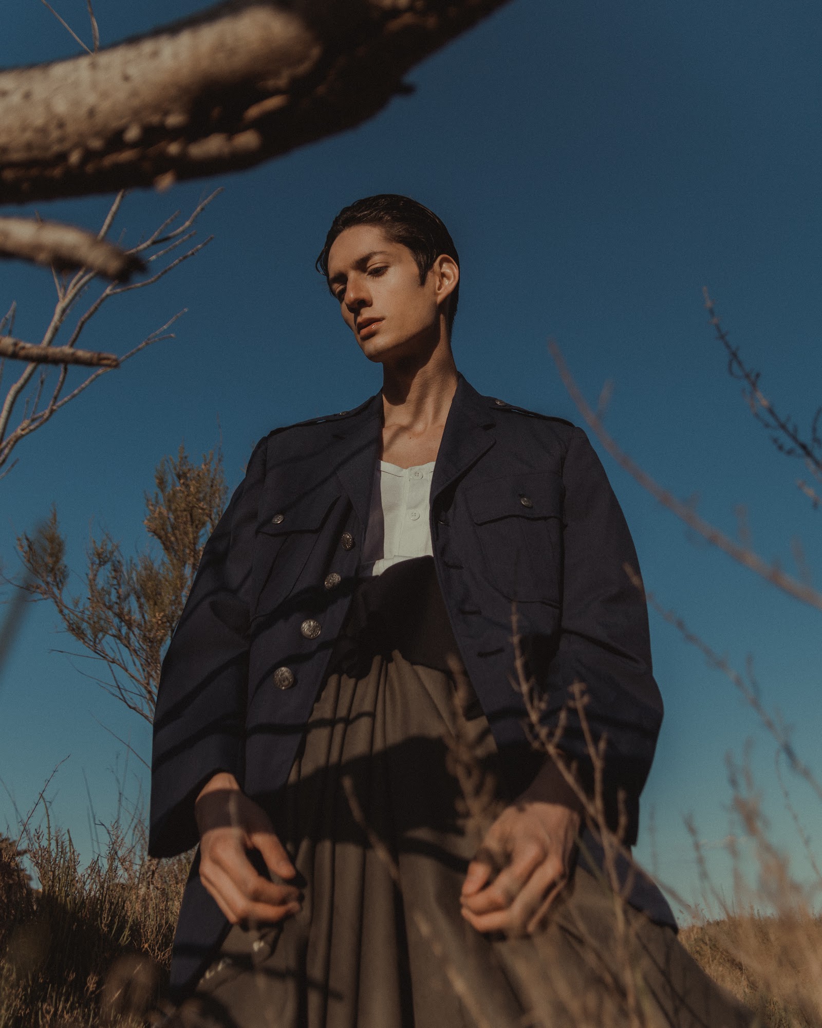 THE YOUNG PAST — Look 9