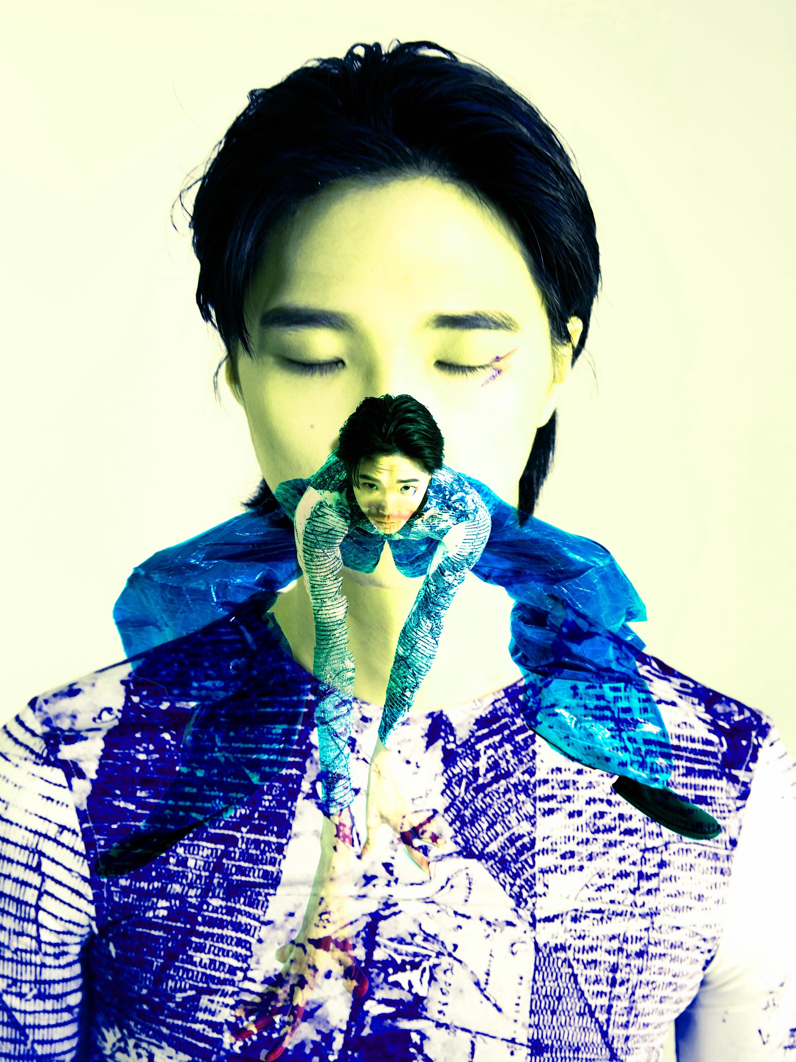 MULTI PERSONA — Look 7