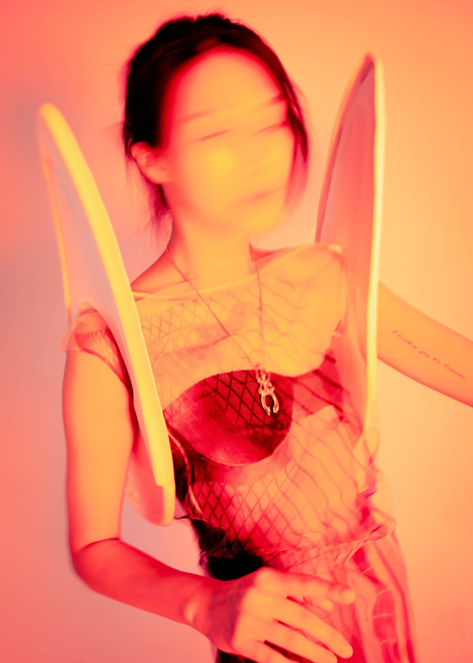 MULTI PERSONA — Look 9