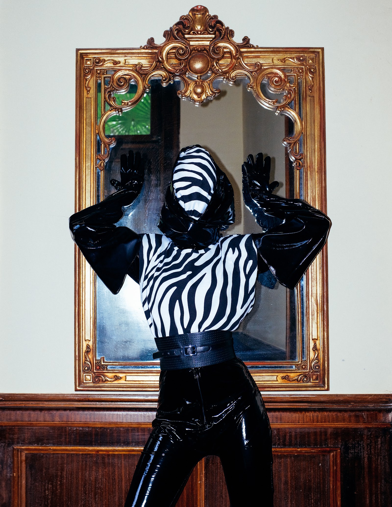 GHOST INSIDE — Cover