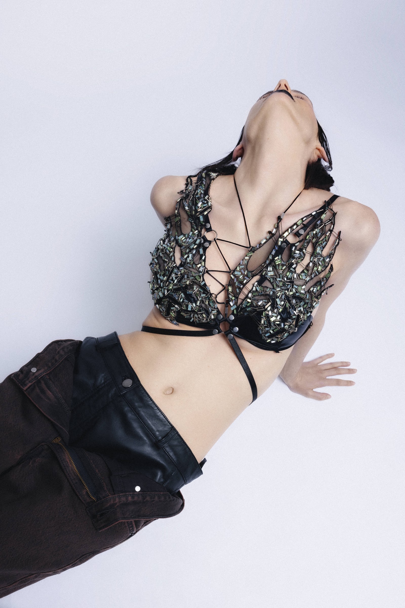 REBEL REBEL — Look 3