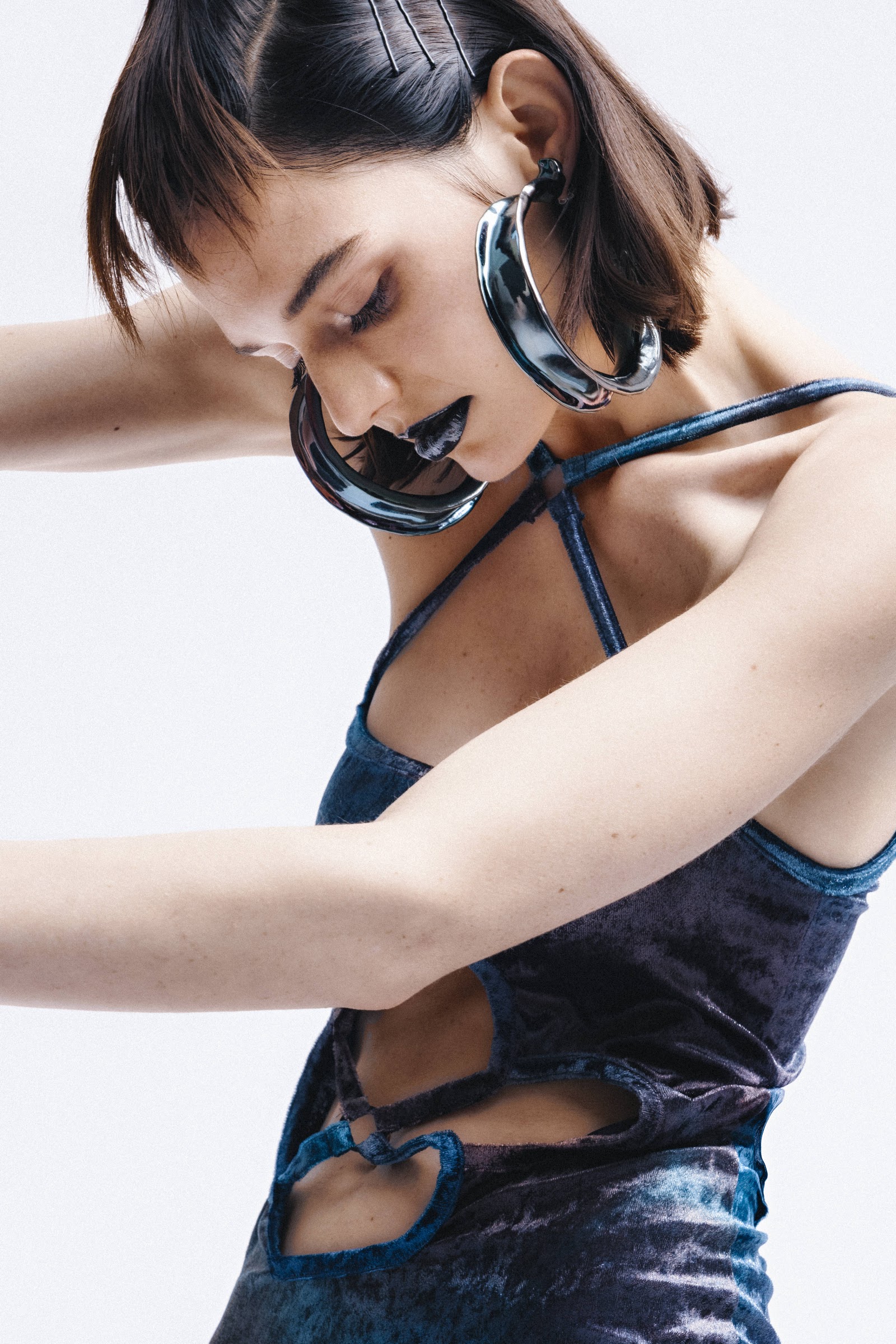 REBEL REBEL — Look 4