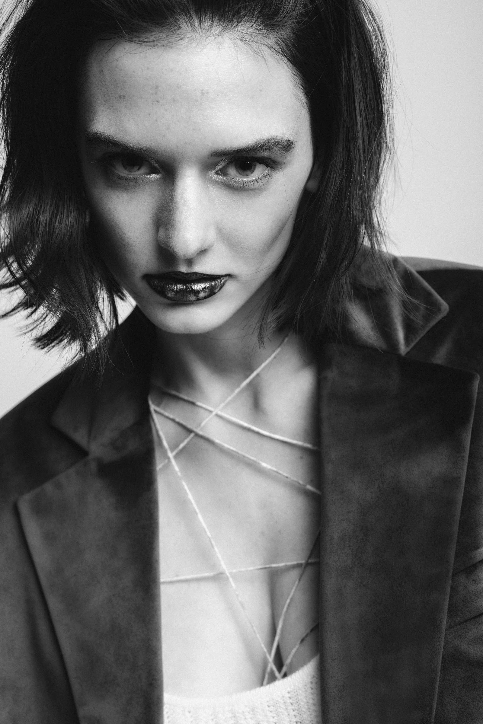REBEL REBEL — Look 10