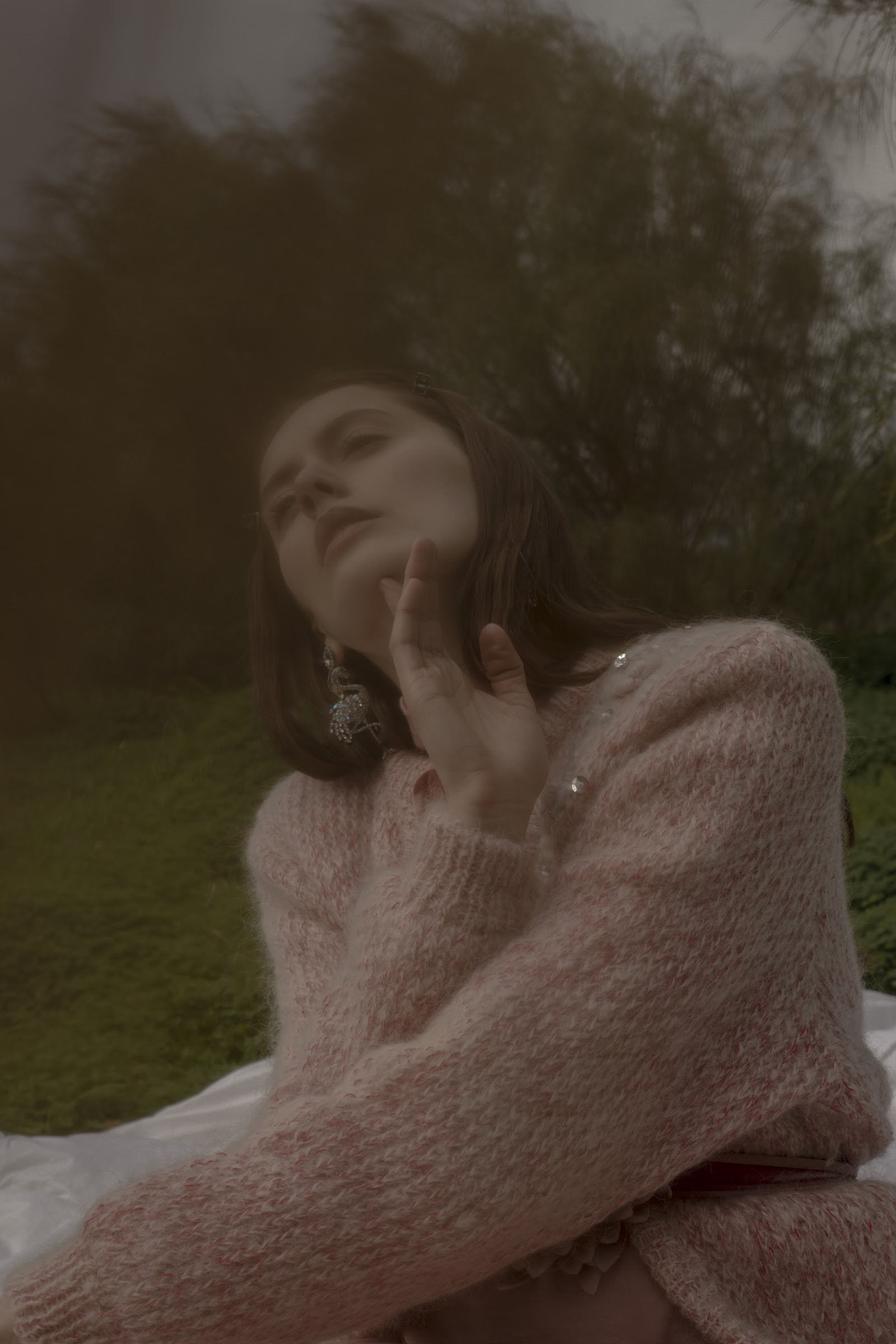 PALE DREAM — Look 4