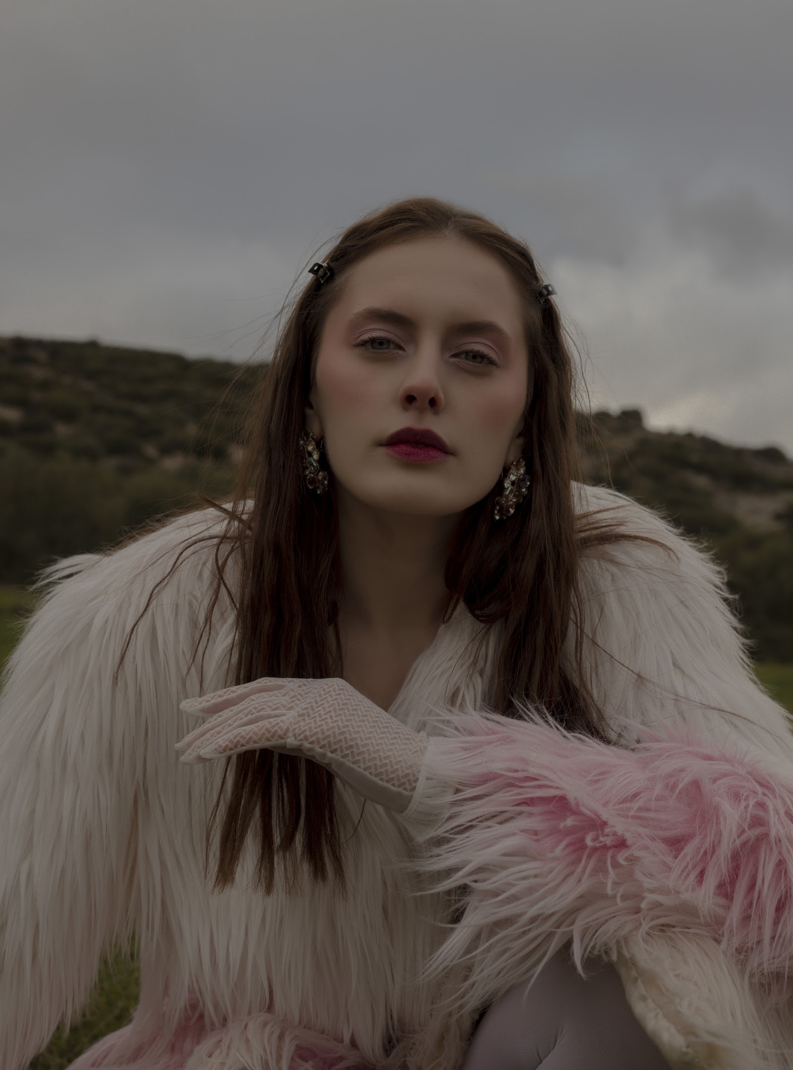 PALE DREAM — Look 10