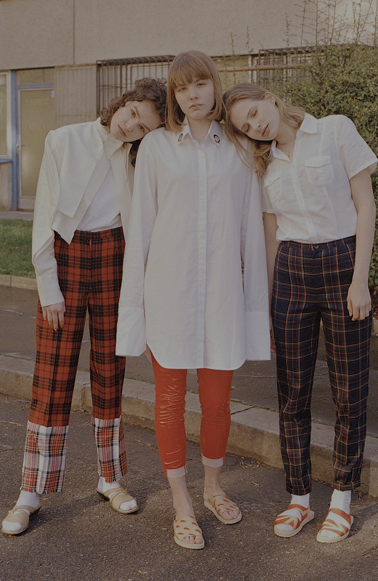 SCHOOL MEMORIES — Look 5