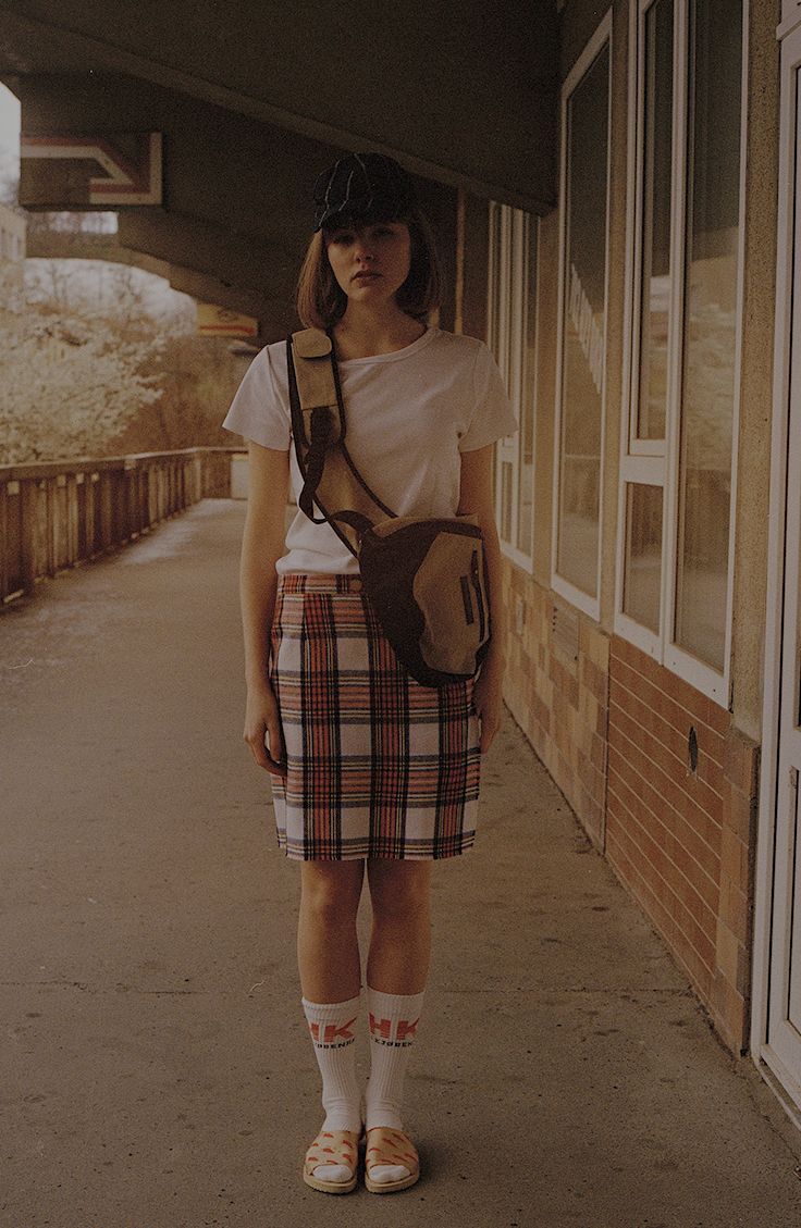 SCHOOL MEMORIES — Look 7