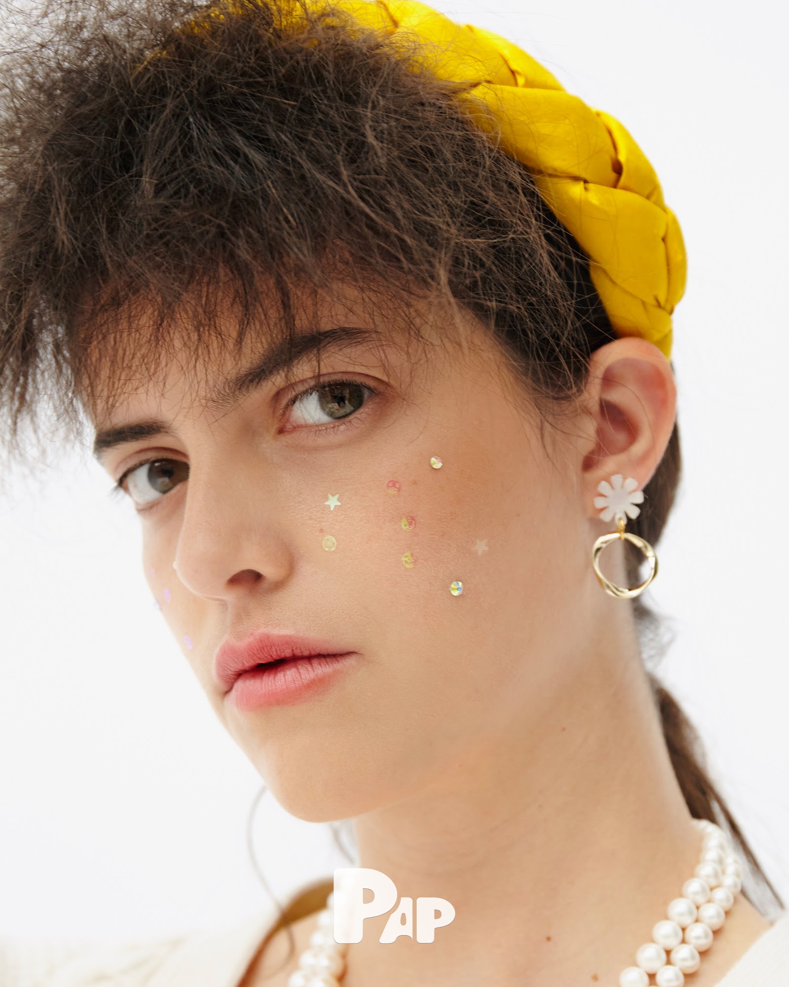 OUTLINE OF A LADY — Look 5