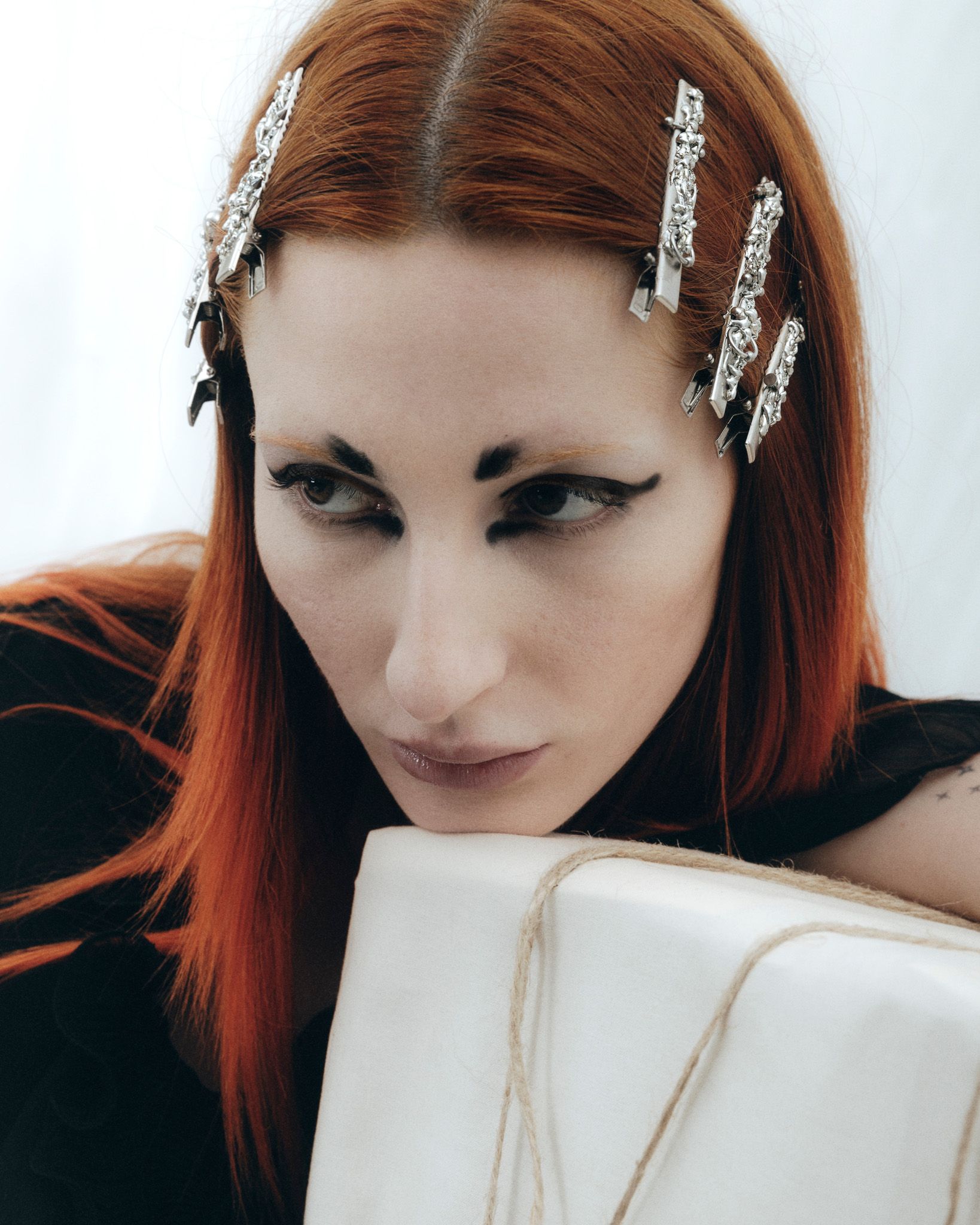 Costrizioni e trasparenze — PAP Magazine editorial