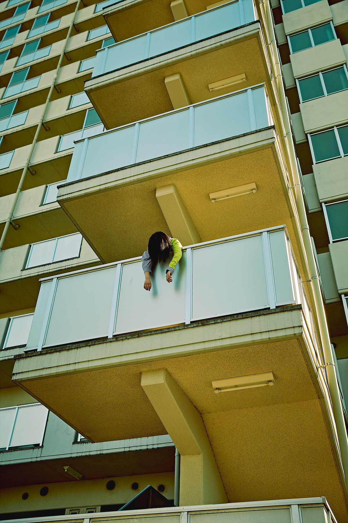 HIDE — Look 5