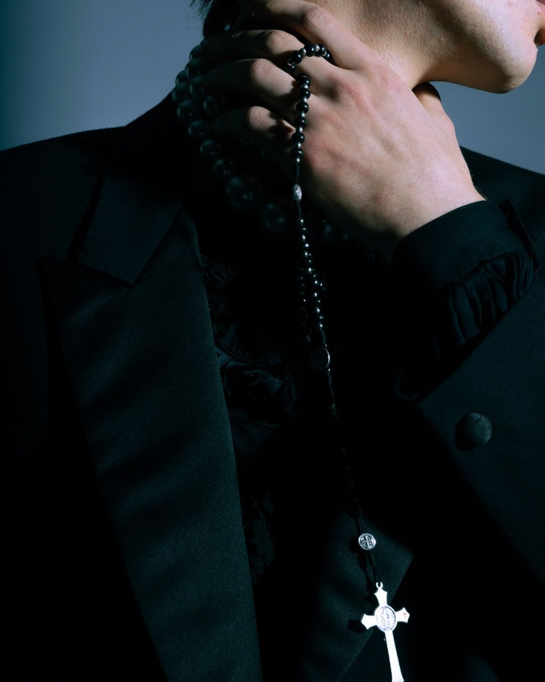 King Charles of AH AH AH — Look 6