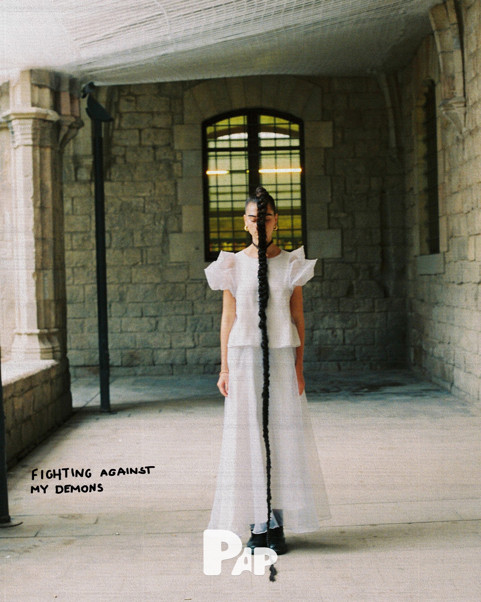 DRAG ME INTO YOU — Look 2