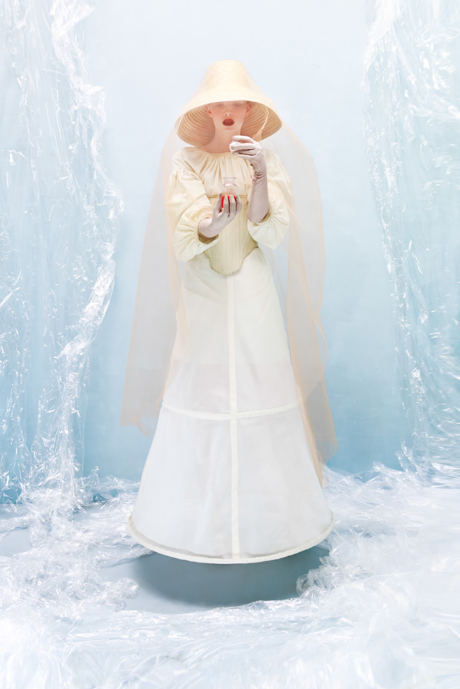 BLEEDING — Look 3