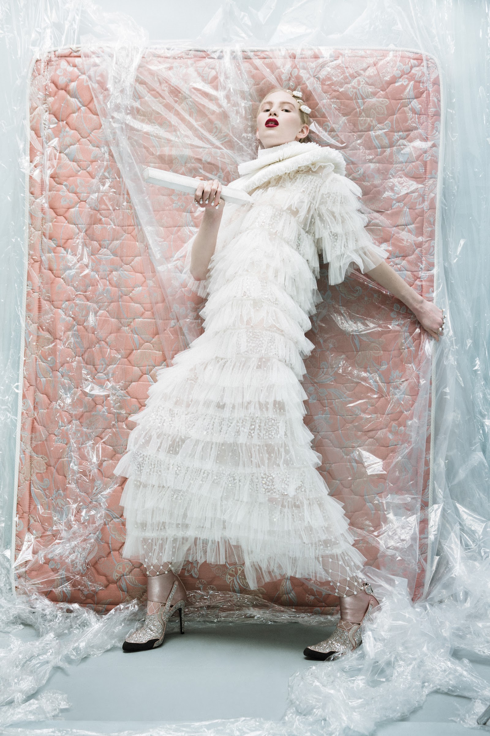 BLEEDING — Look 8