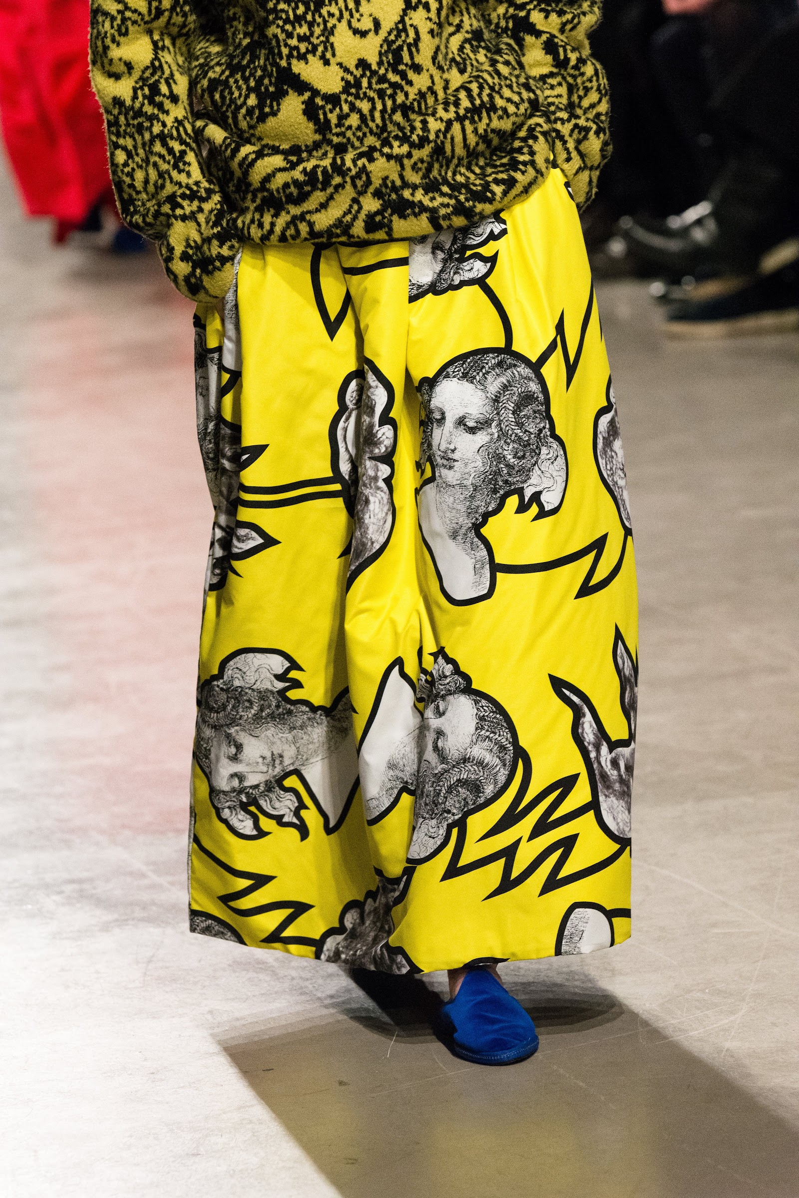 JUNKO SHIMADA FW20 SHOW DETAIL — Look 2
