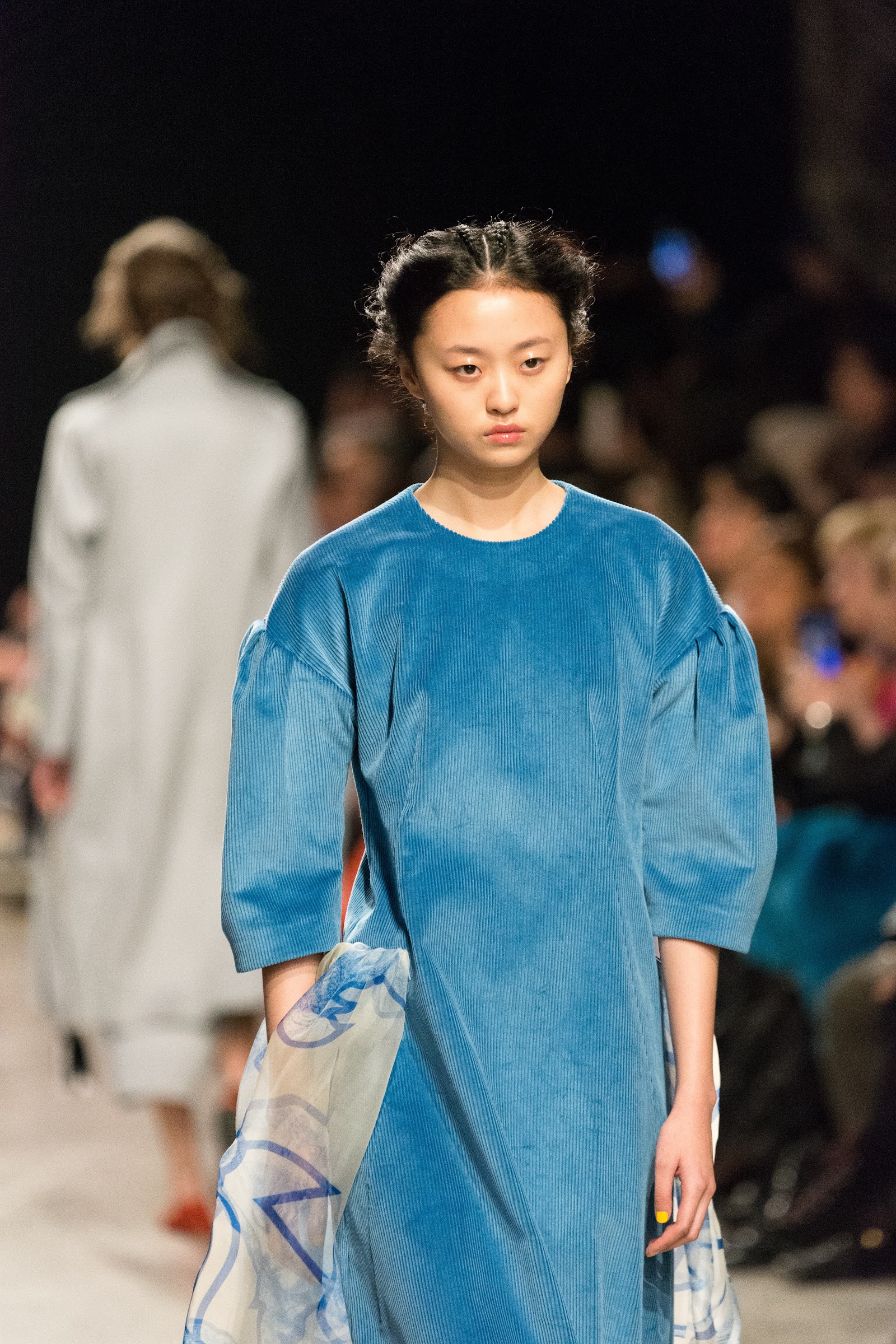 JUNKO SHIMADA FW20 SHOW DETAIL — Look 4