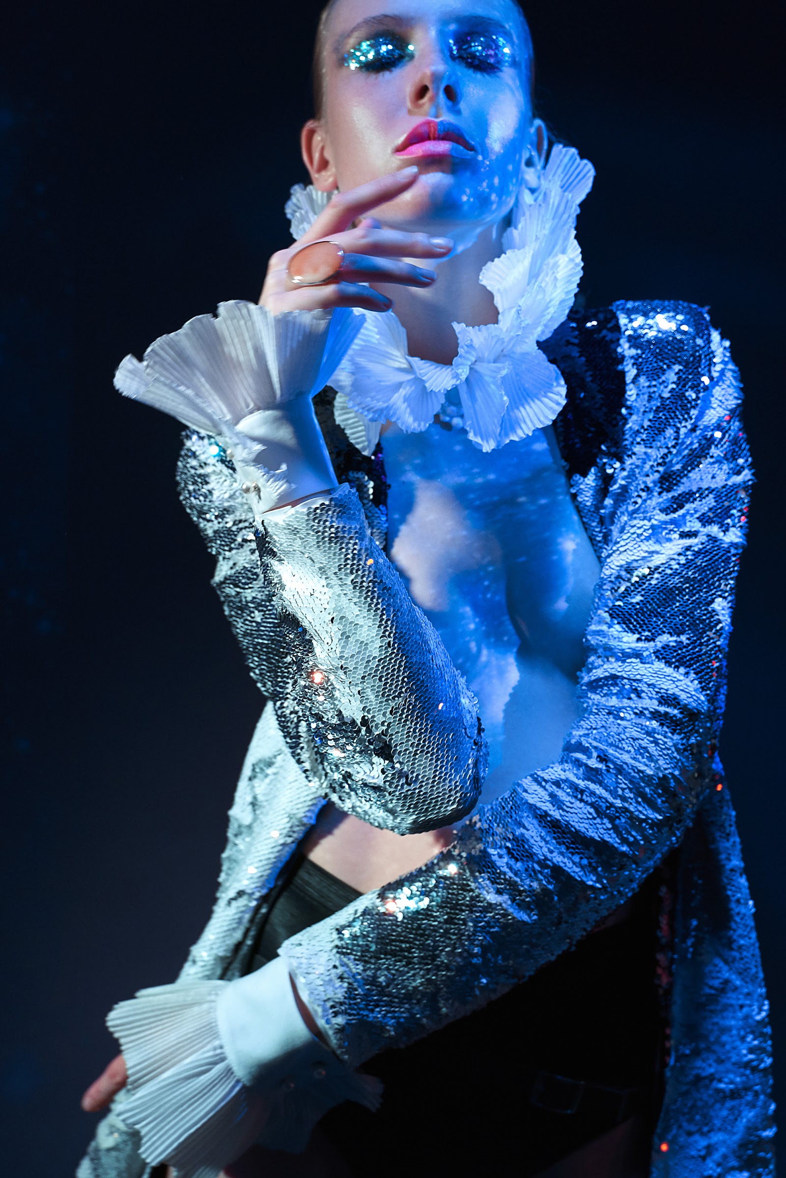 SPACE ODYSSEY — Look 21