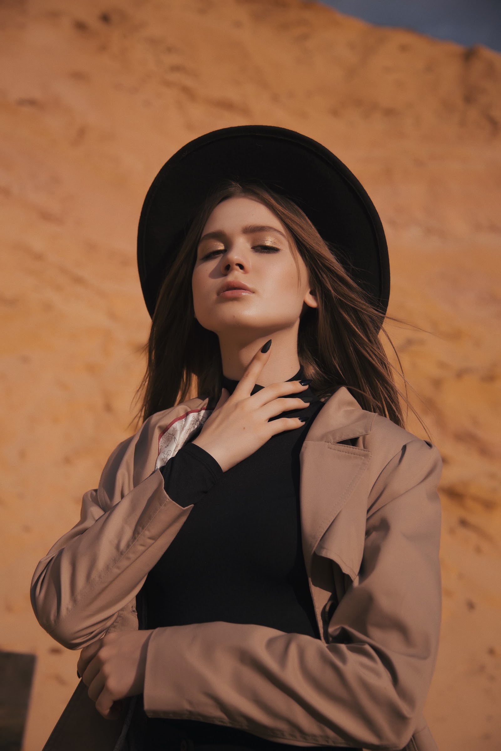DESERT — Look 5