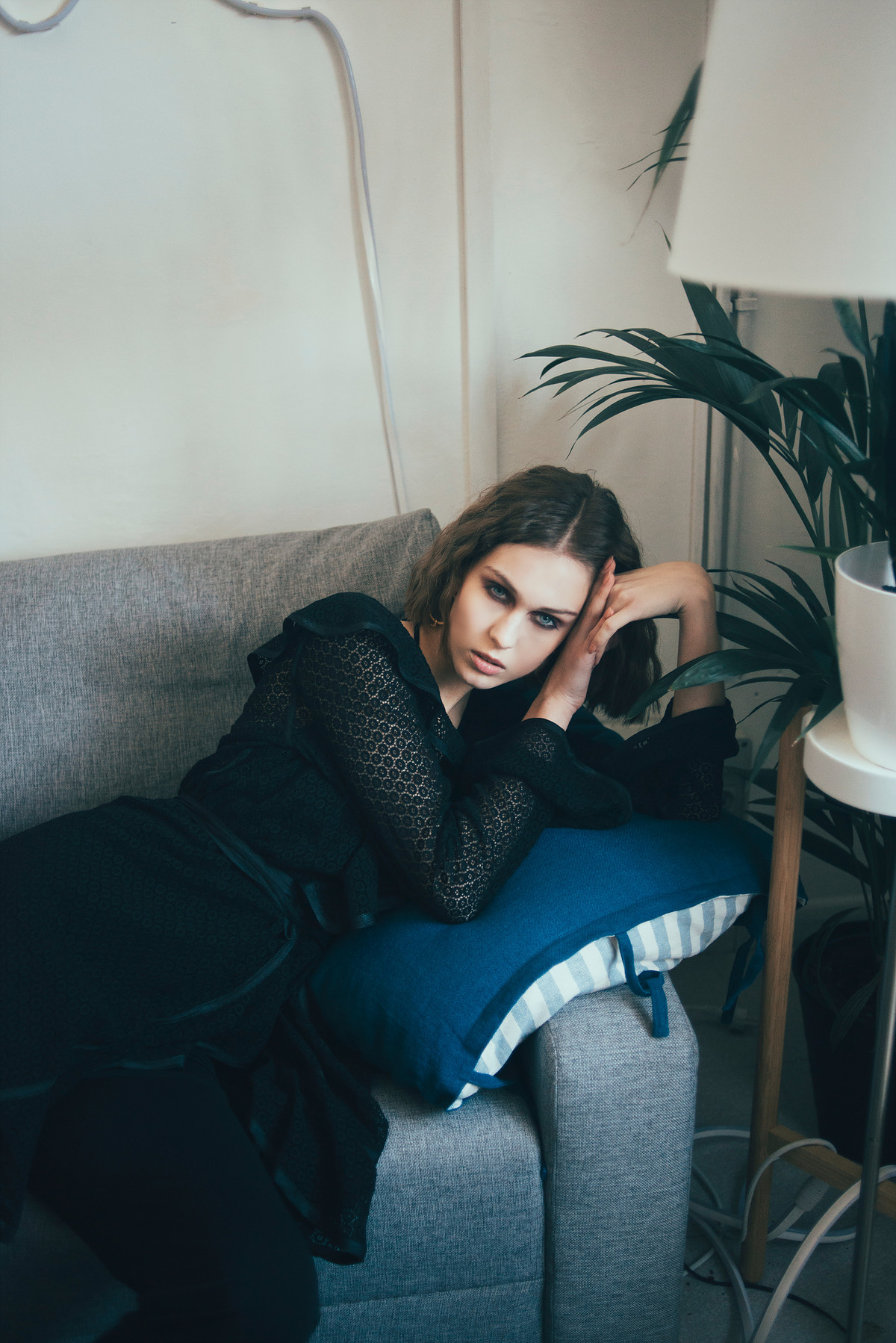 DOMESTIC BOUNDARIES — Look 2