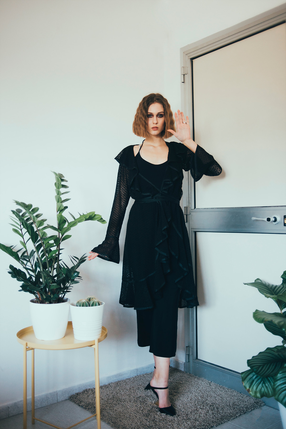DOMESTIC BOUNDARIES — Look 3