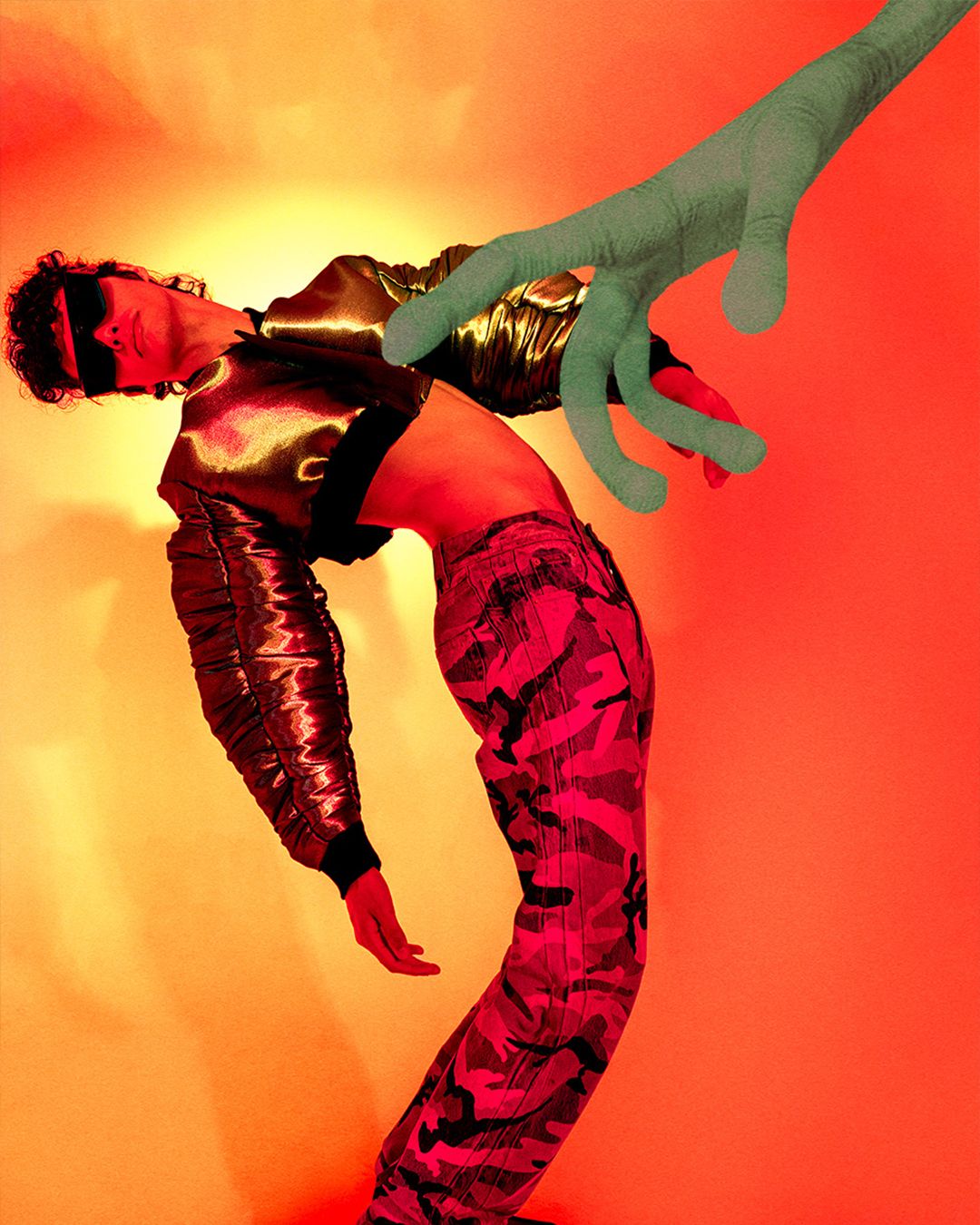 Outer Space Abduction Dance — PAP Magazine editorial
