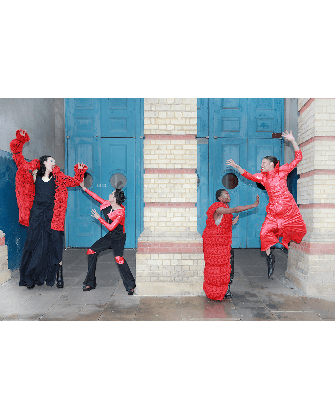 Quarrels are everywhere — Look 12