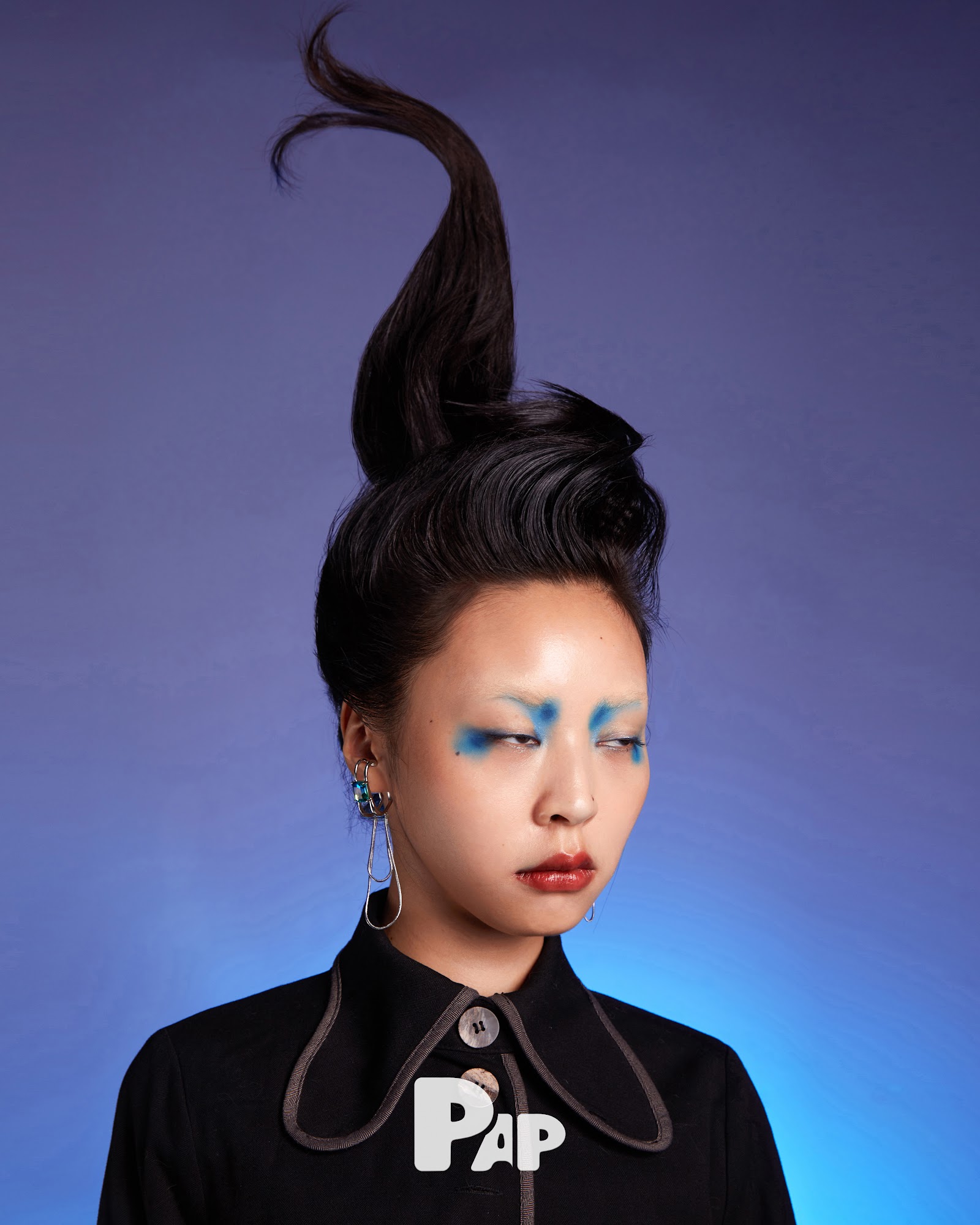 META UNIVERSE - BLUE — Look 5