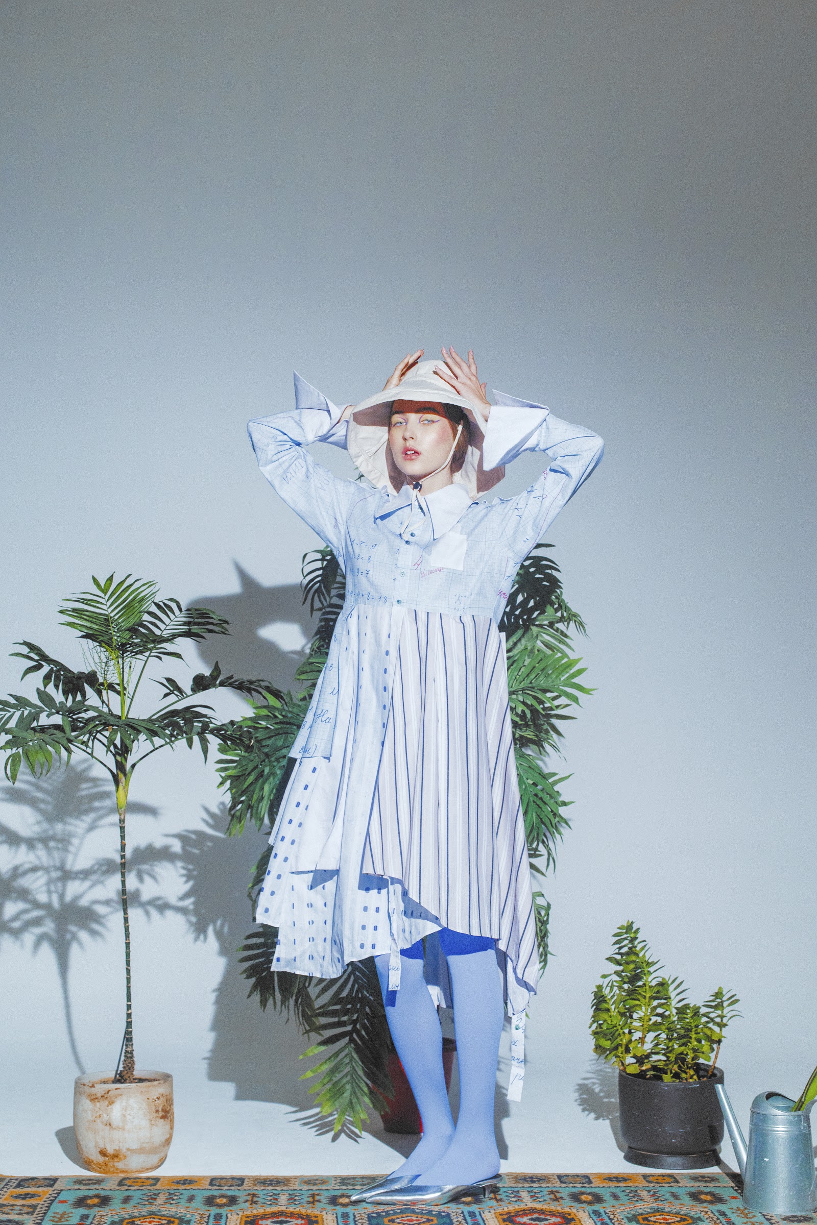 INSOMNIA — Look 9