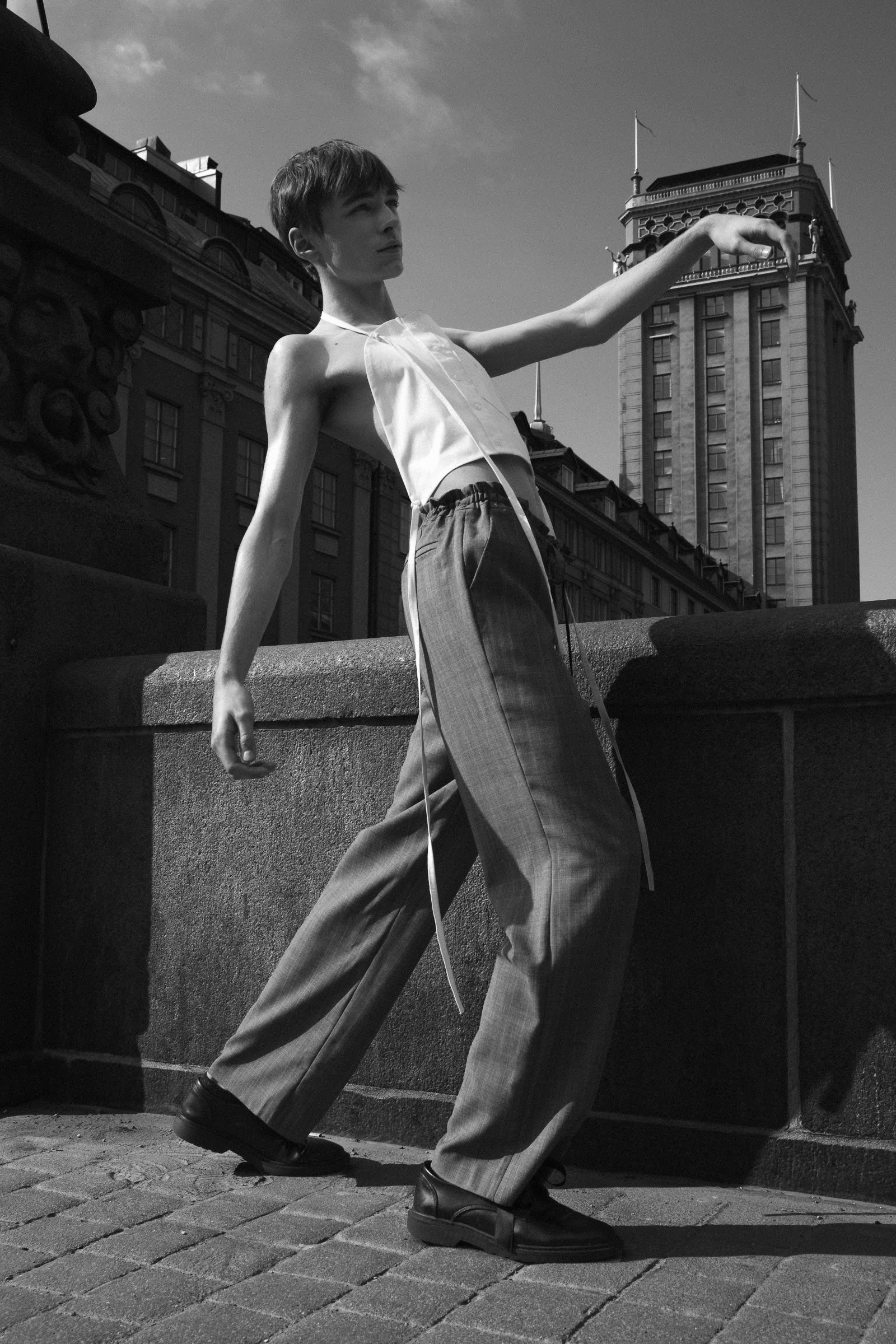 SUIT — Look 2
