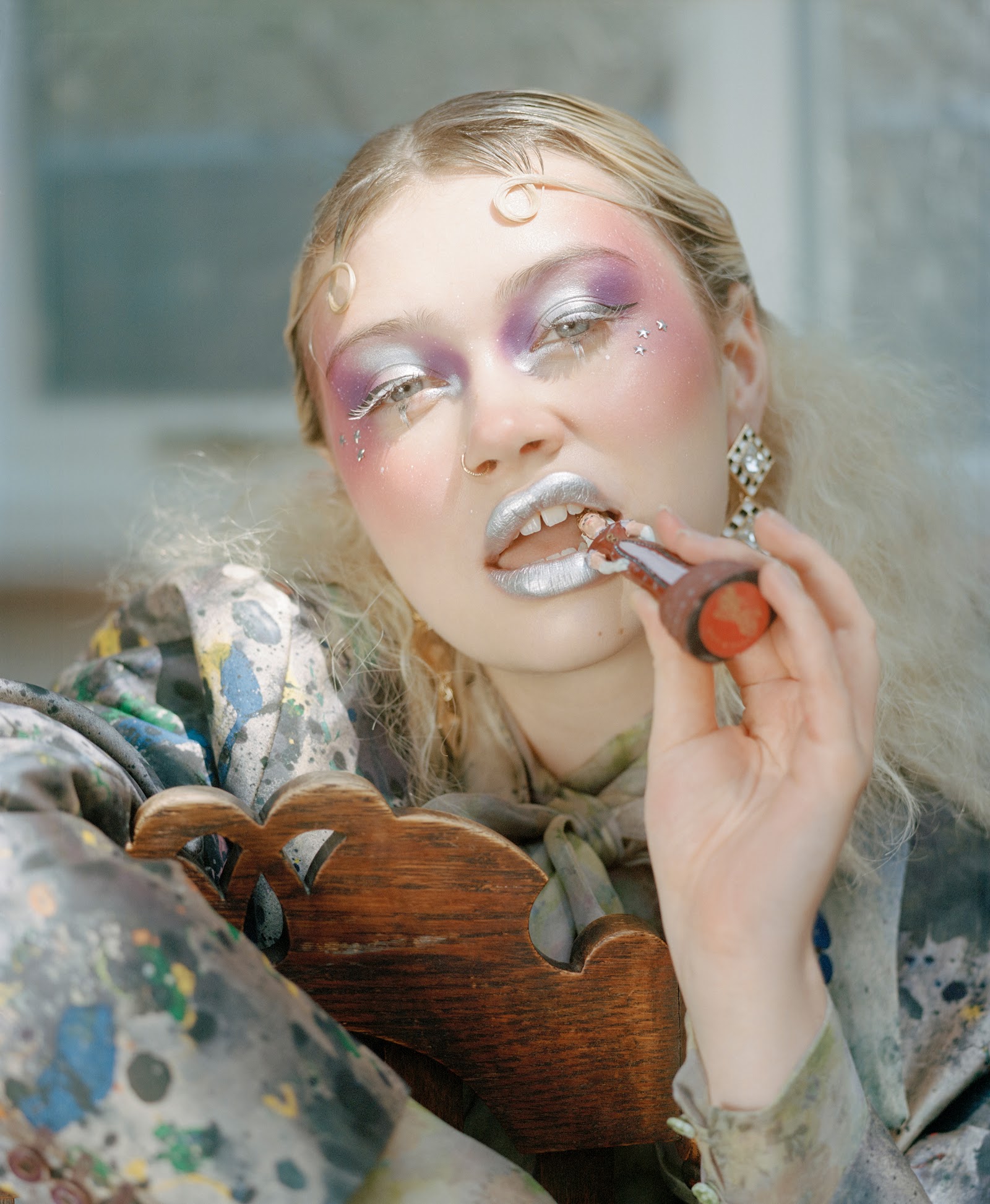 HOUSEBOUND — Look 5