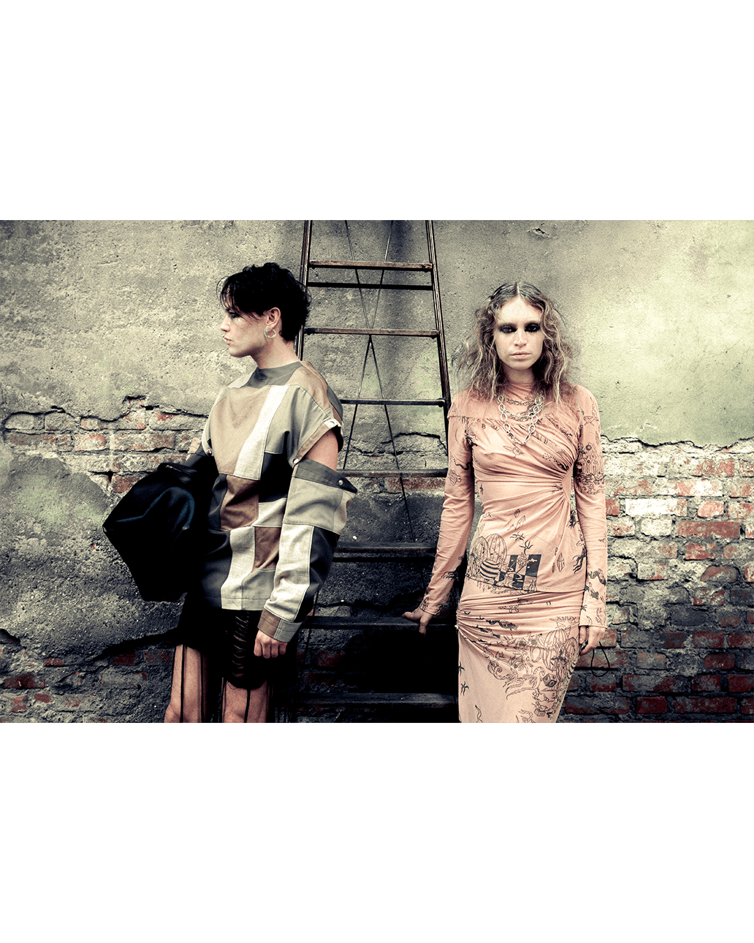Until hate does us apart — Look 7