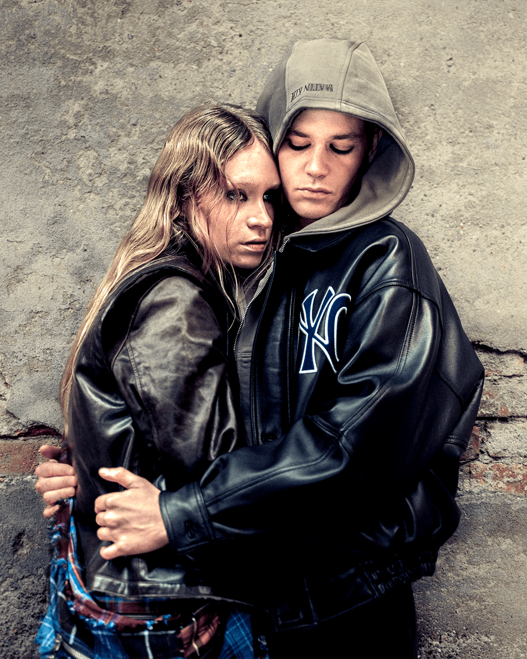 Until hate does us apart — Look 14