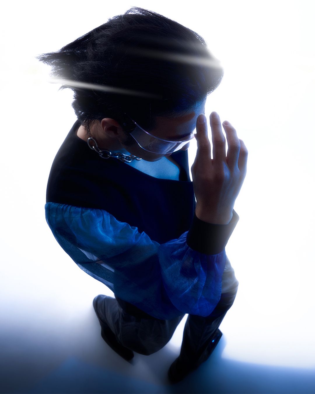 NETWORK — Look 12