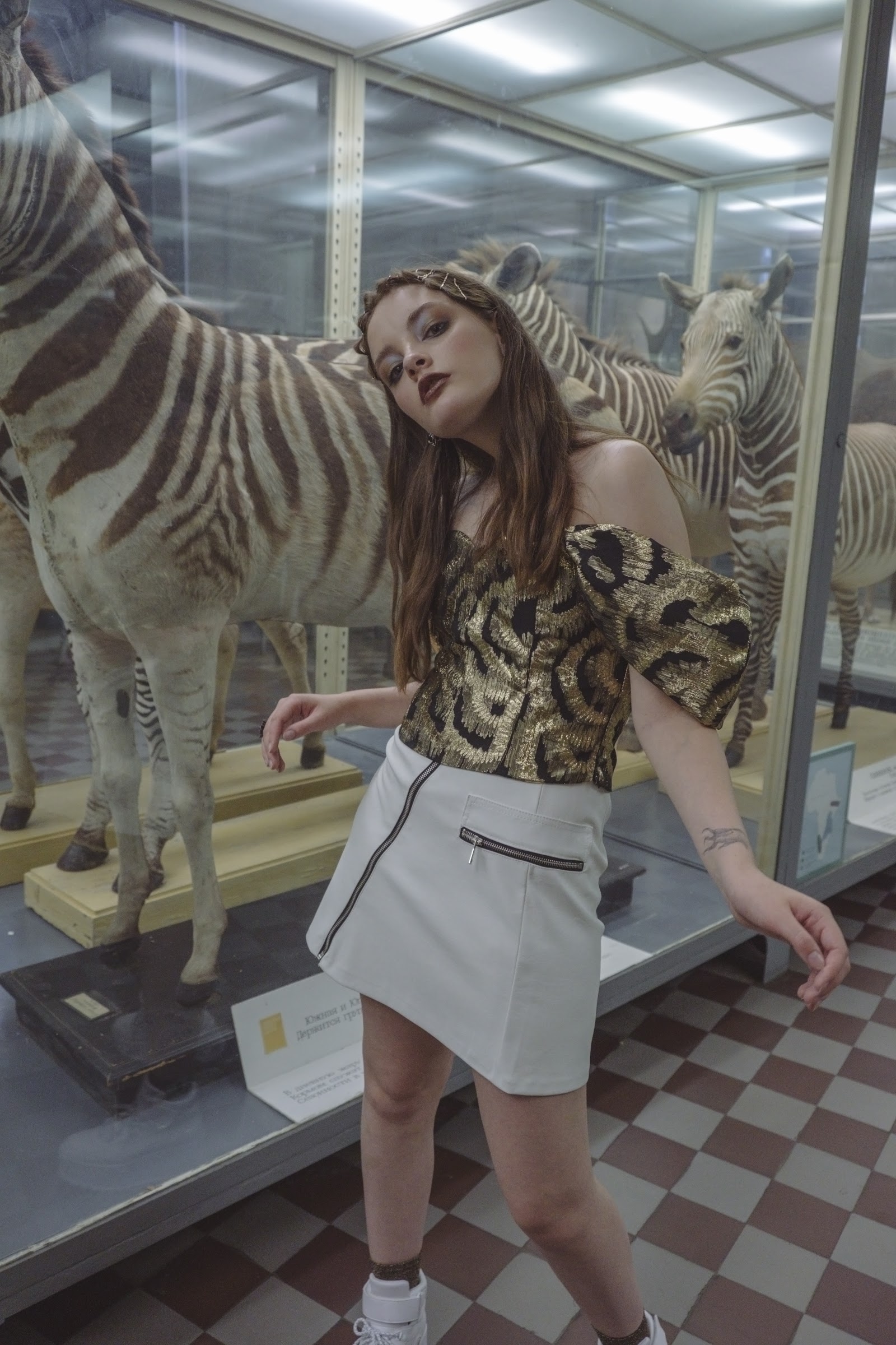 LIKE AN ANIMAL — Look 7