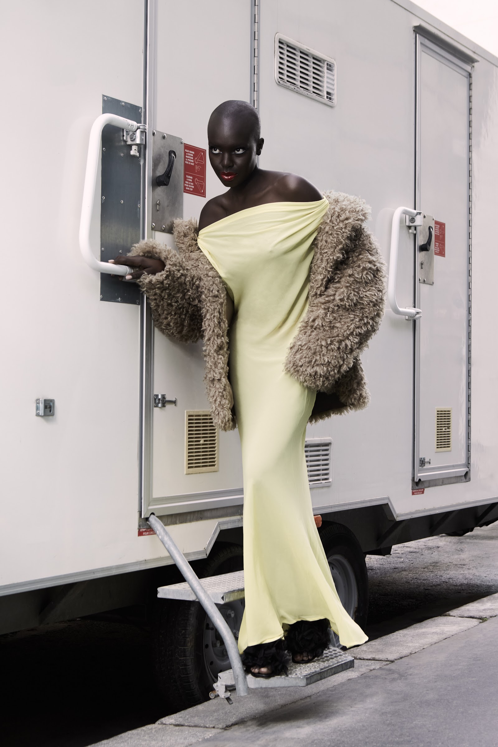 THE ALCHEMIST — Look 2