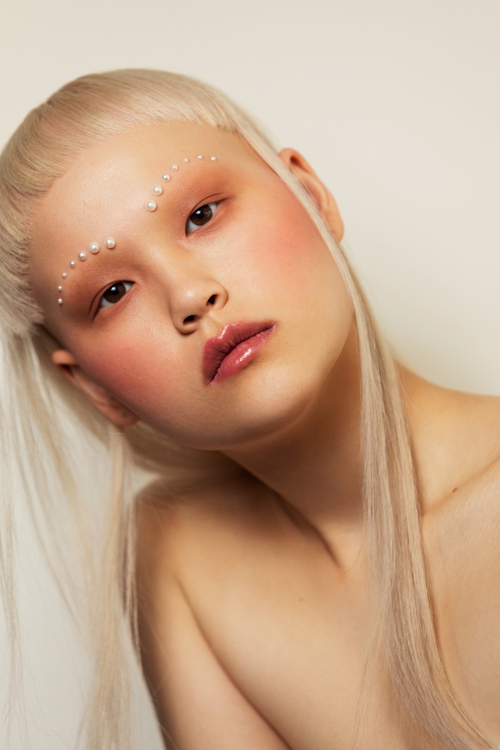 QUEEN — Look 3